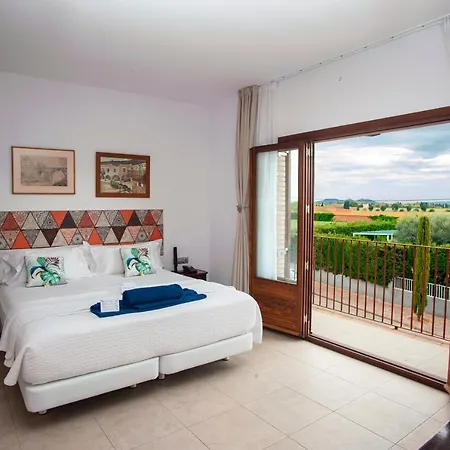 Aires De L'emporda 4*